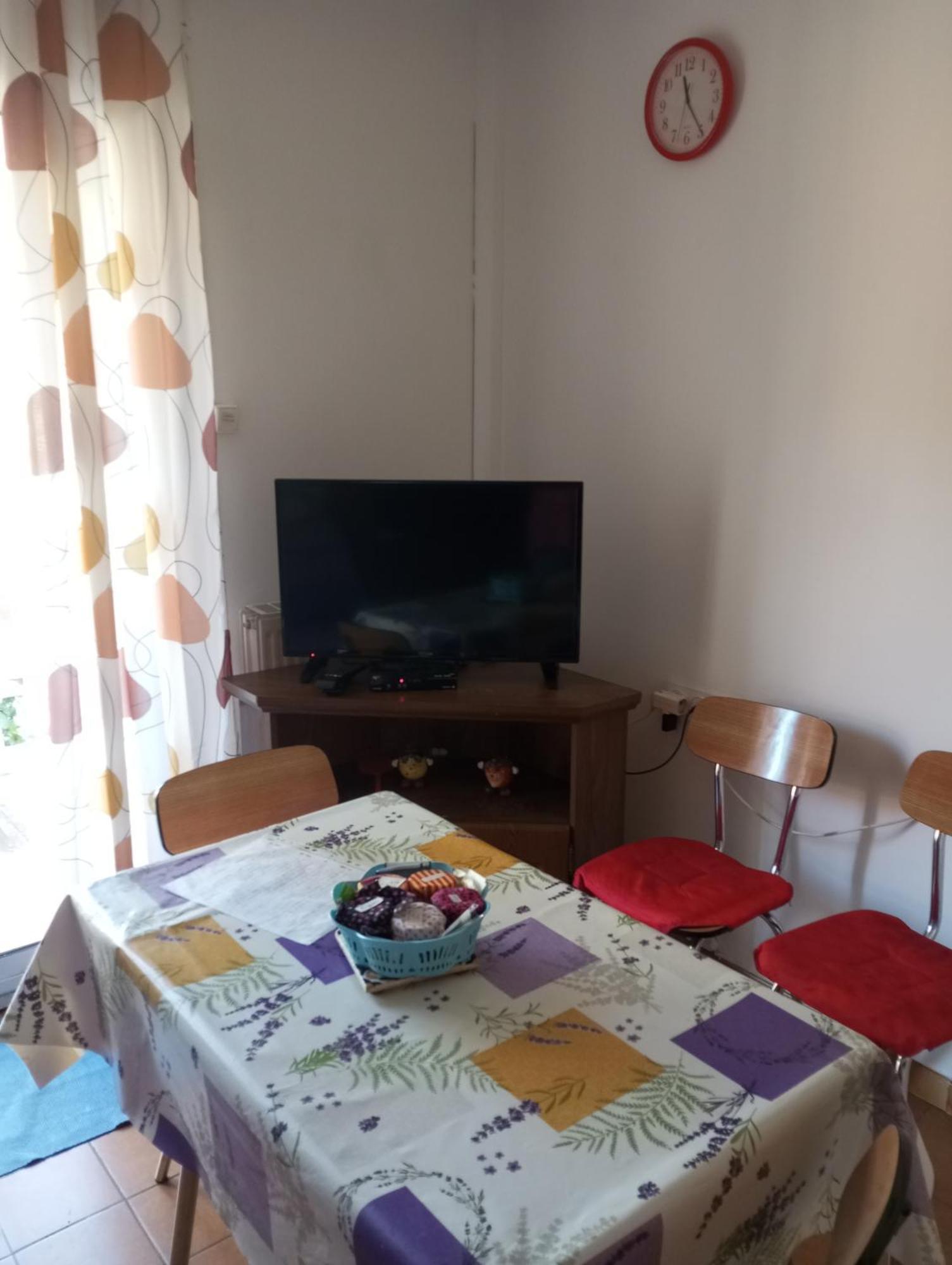 Apartment F1 Et Cuisine